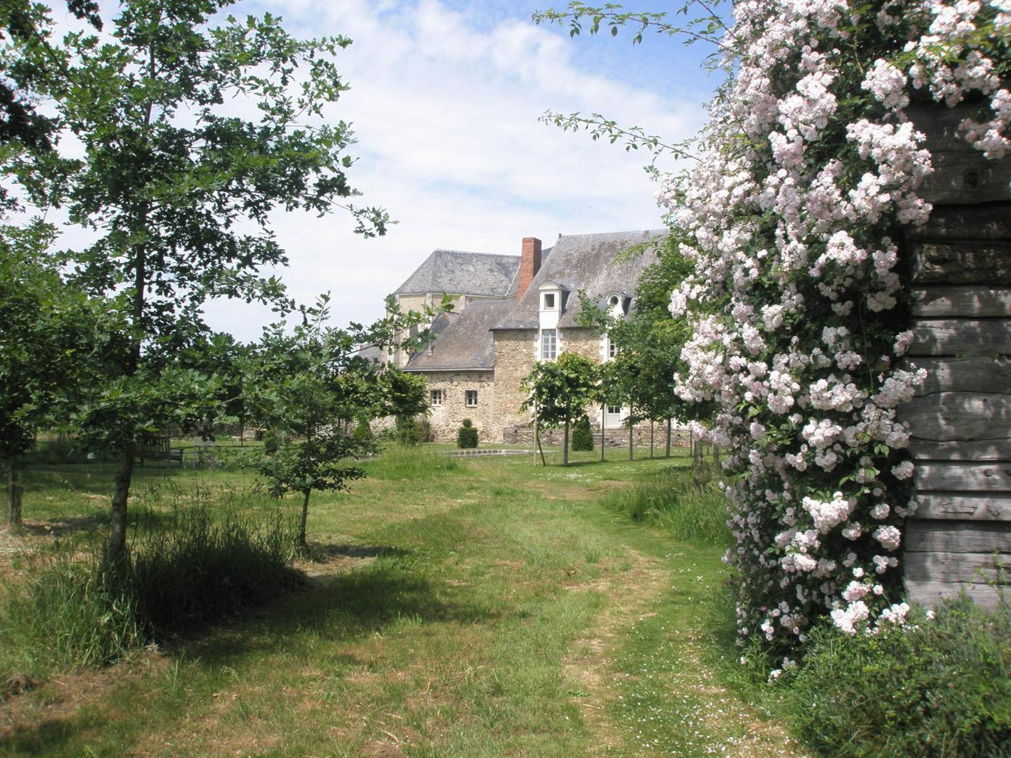 Grange Du Plessis Bed & Breakfast Segre Exterior photo